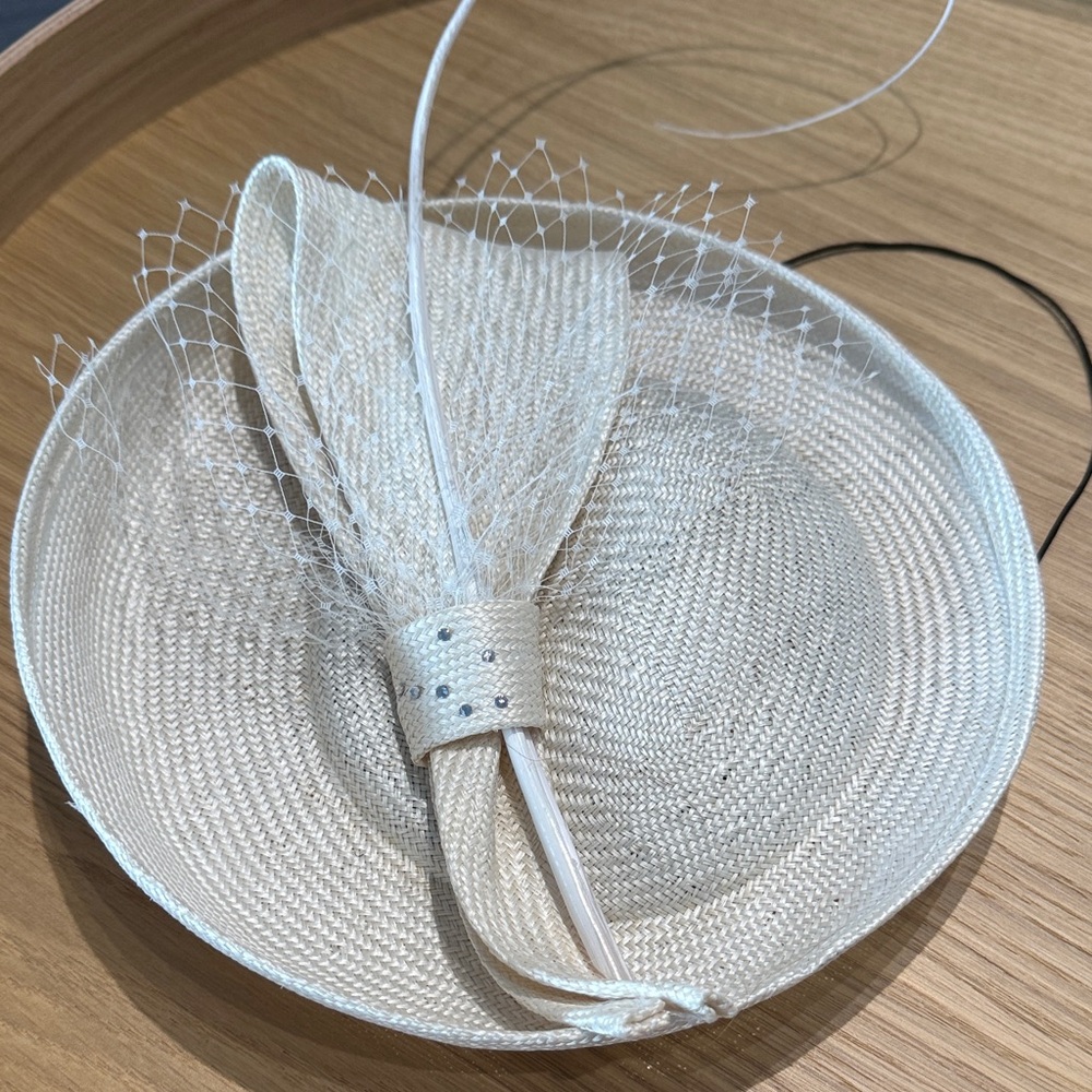 Elegant Cream Fascinator Hat